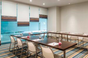 tactic-1-meeting-room